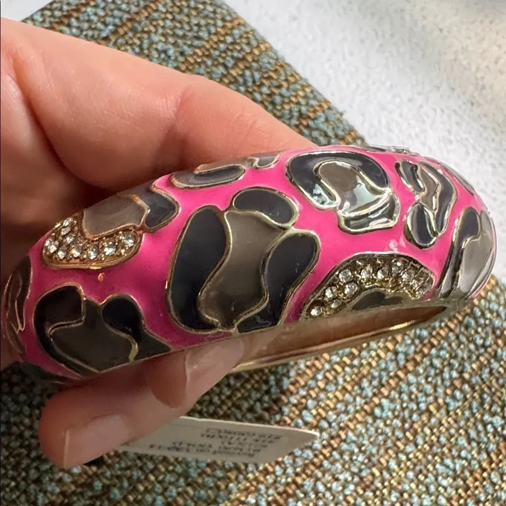 3134‎ Enamel Bracelet